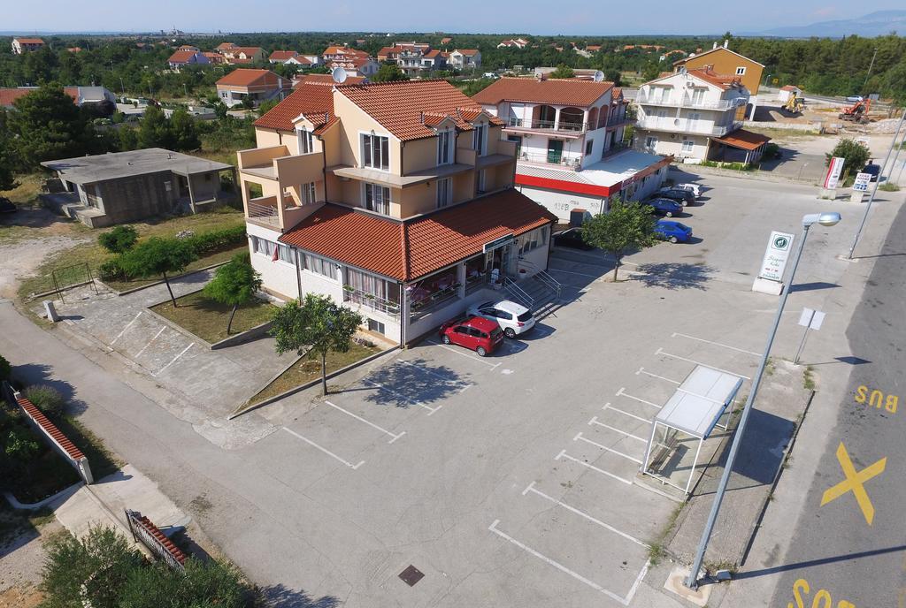 Guest Accommodation Slapovi Krke Lozovac Exterior photo