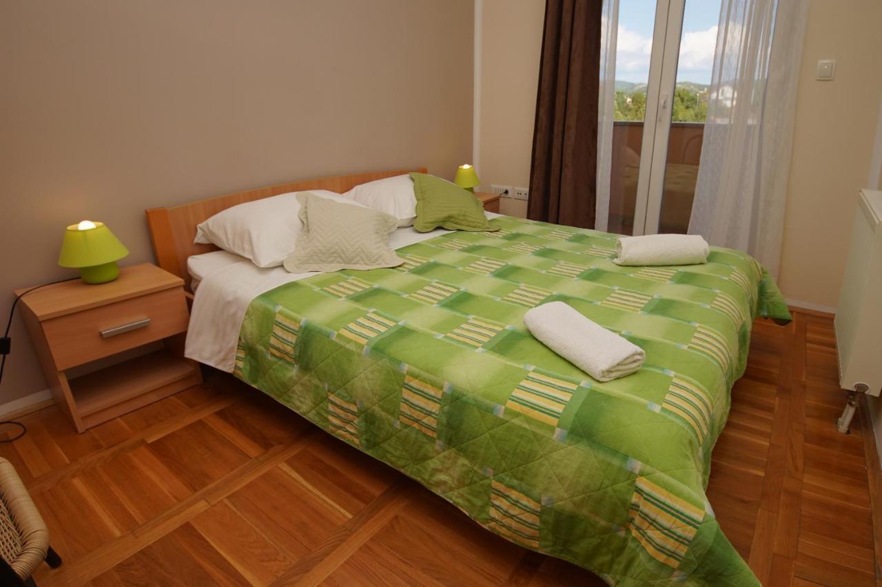 Guest Accommodation Slapovi Krke Lozovac Exterior photo